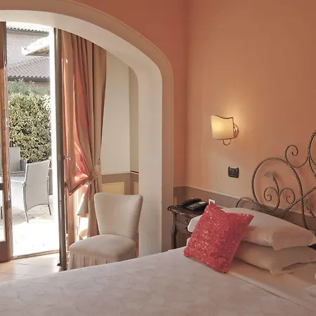 Hotel Arca